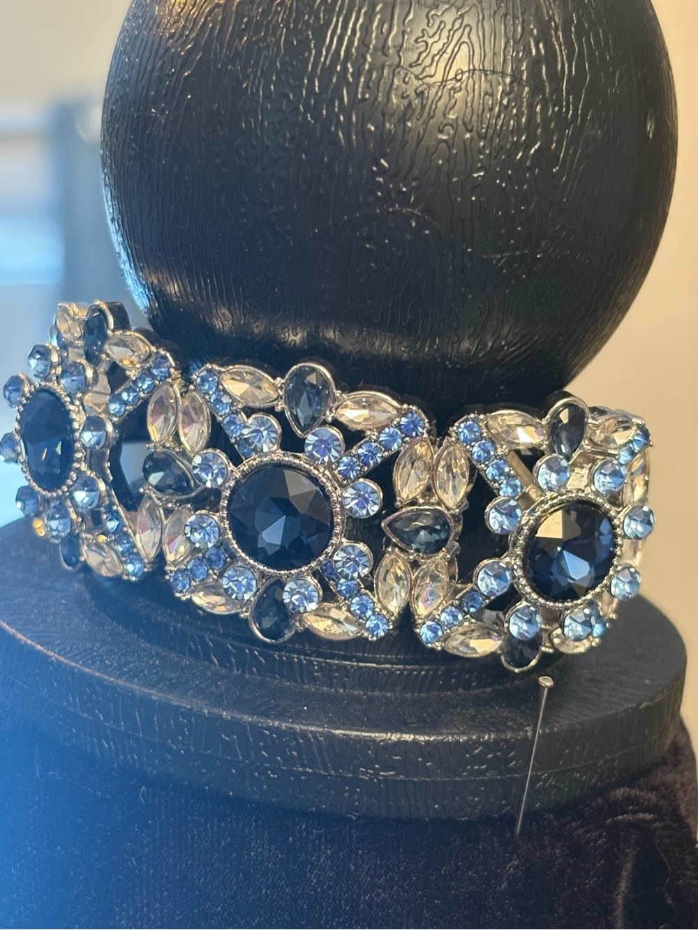 Blue Crystal Floral Bracelet - Unbranded